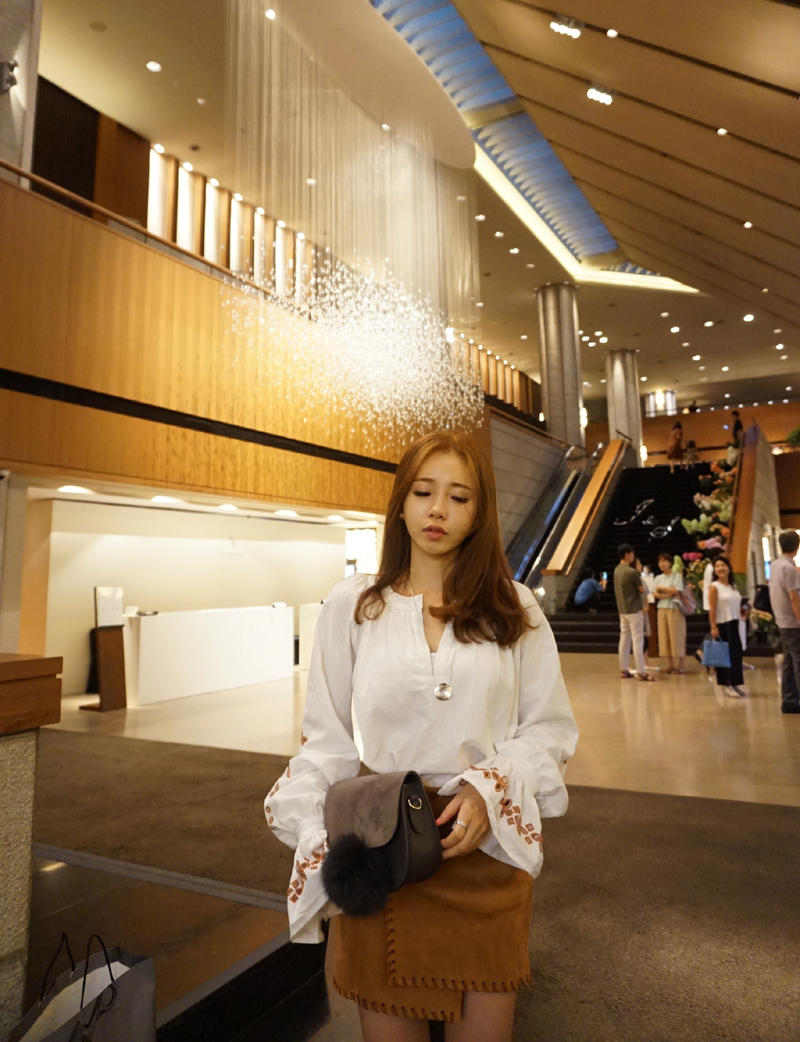 NEW FASHION LADY GIRL Blouse Embroidered Ethnic Pu