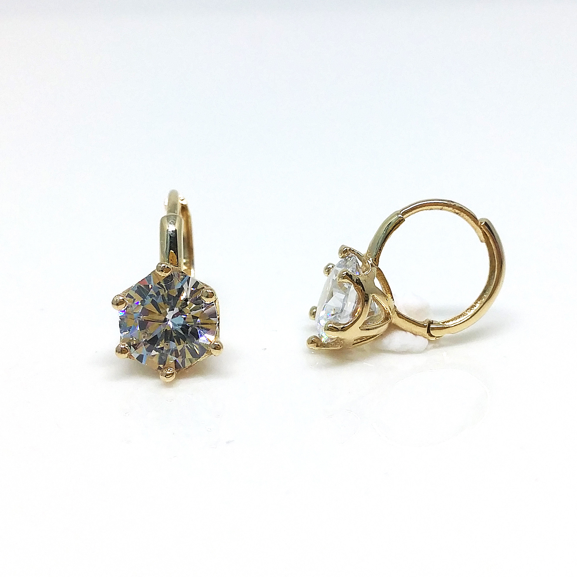 Neat Bling Bling Cubic Touch Earrings 6mm 14k 14k 