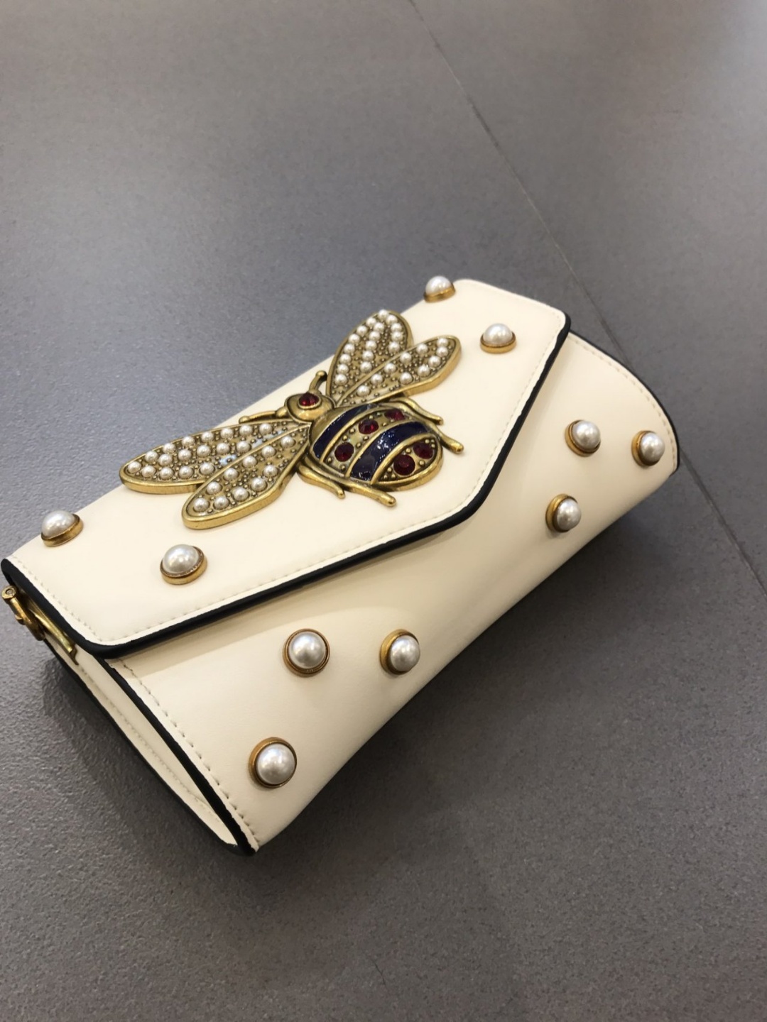 New Natural Cowhide Bucks Cross Clutch Mini Back S