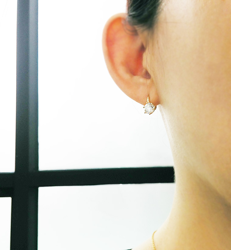 Neat Bling Bling Cubic Touch Earrings 6mm 14k 14k 