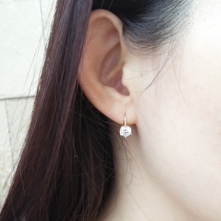 Neat Bling Bling Cubic Touch Earrings 6mm 14k 14k 