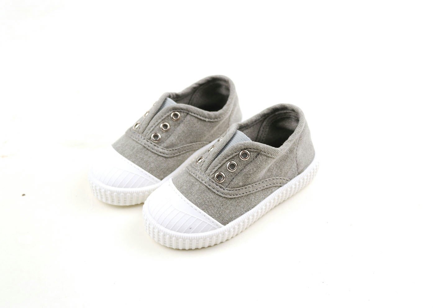 NEW KIDS SHOES basic sleeping sneakers coordinated