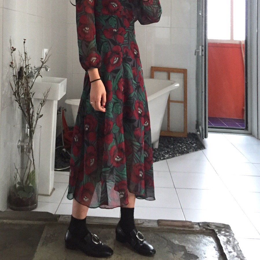 Chiffon dress burgundy chrysanthemum pattern china