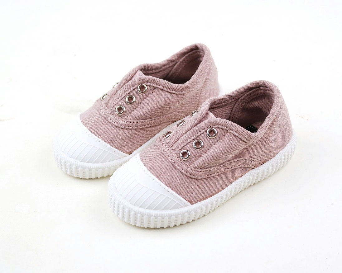 NEW KIDS SHOES basic sleeping sneakers coordinated