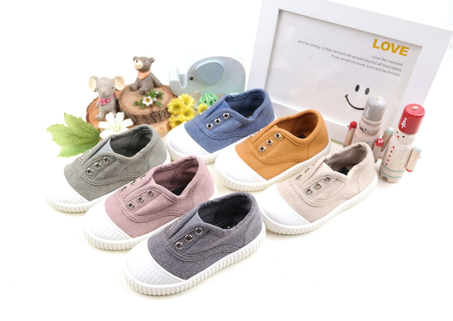 NEW KIDS SHOES basic sleeping sneakers coordinated