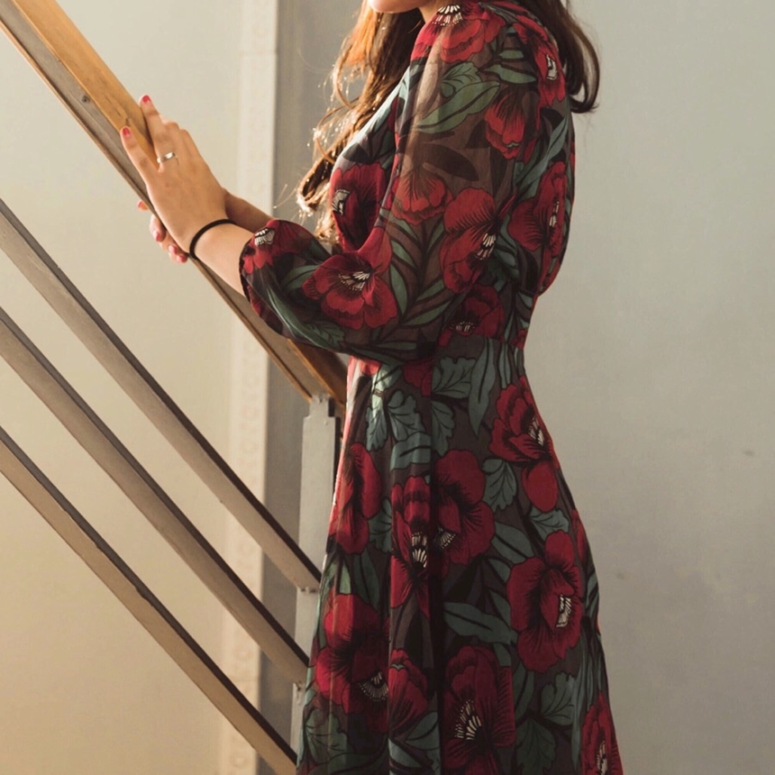 Chiffon dress burgundy chrysanthemum pattern china