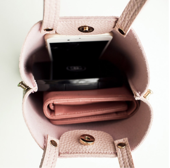 New Limited quantity ships same day mini cross bac