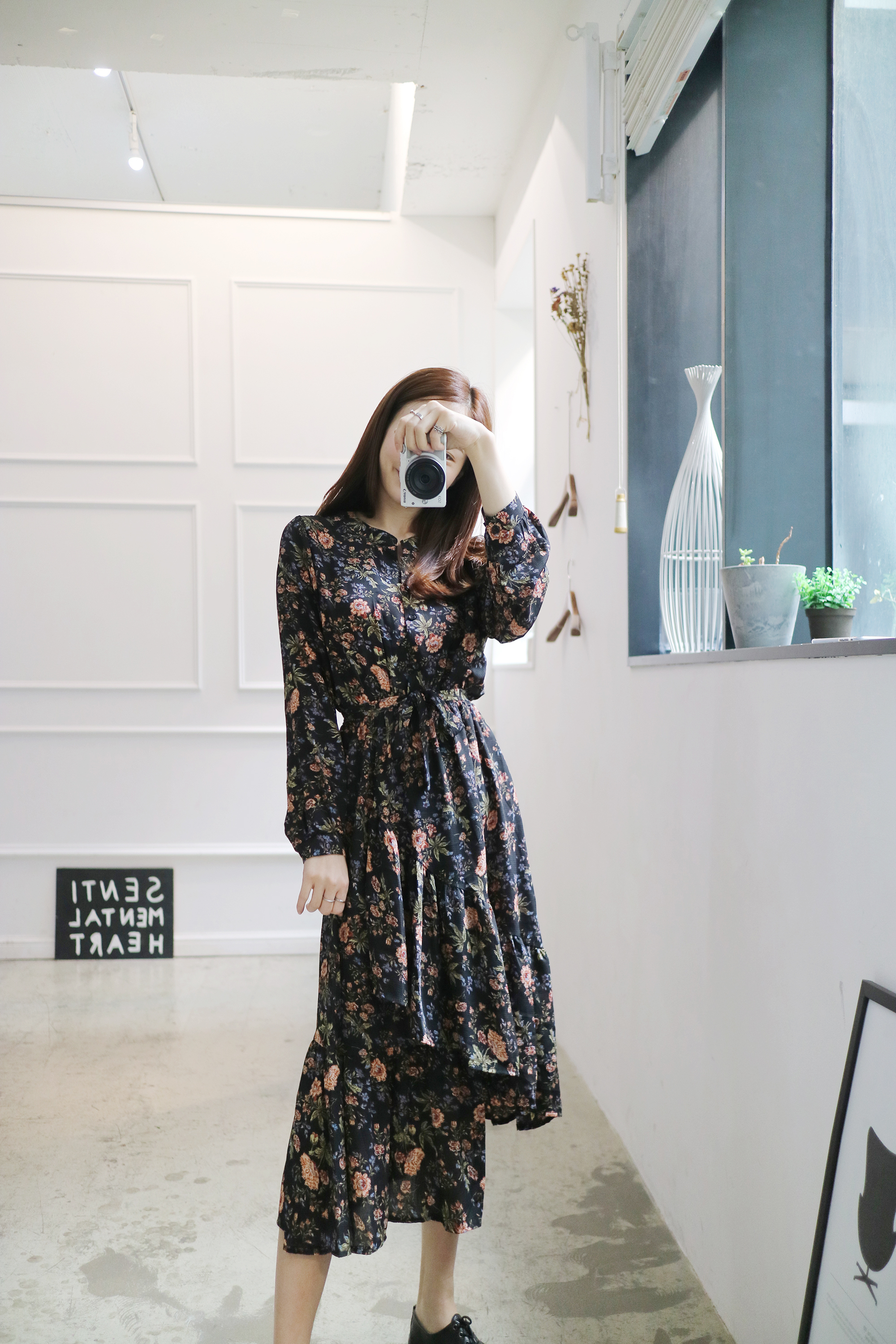 New Women Dress Flower Uniform Dress Ivory Black B