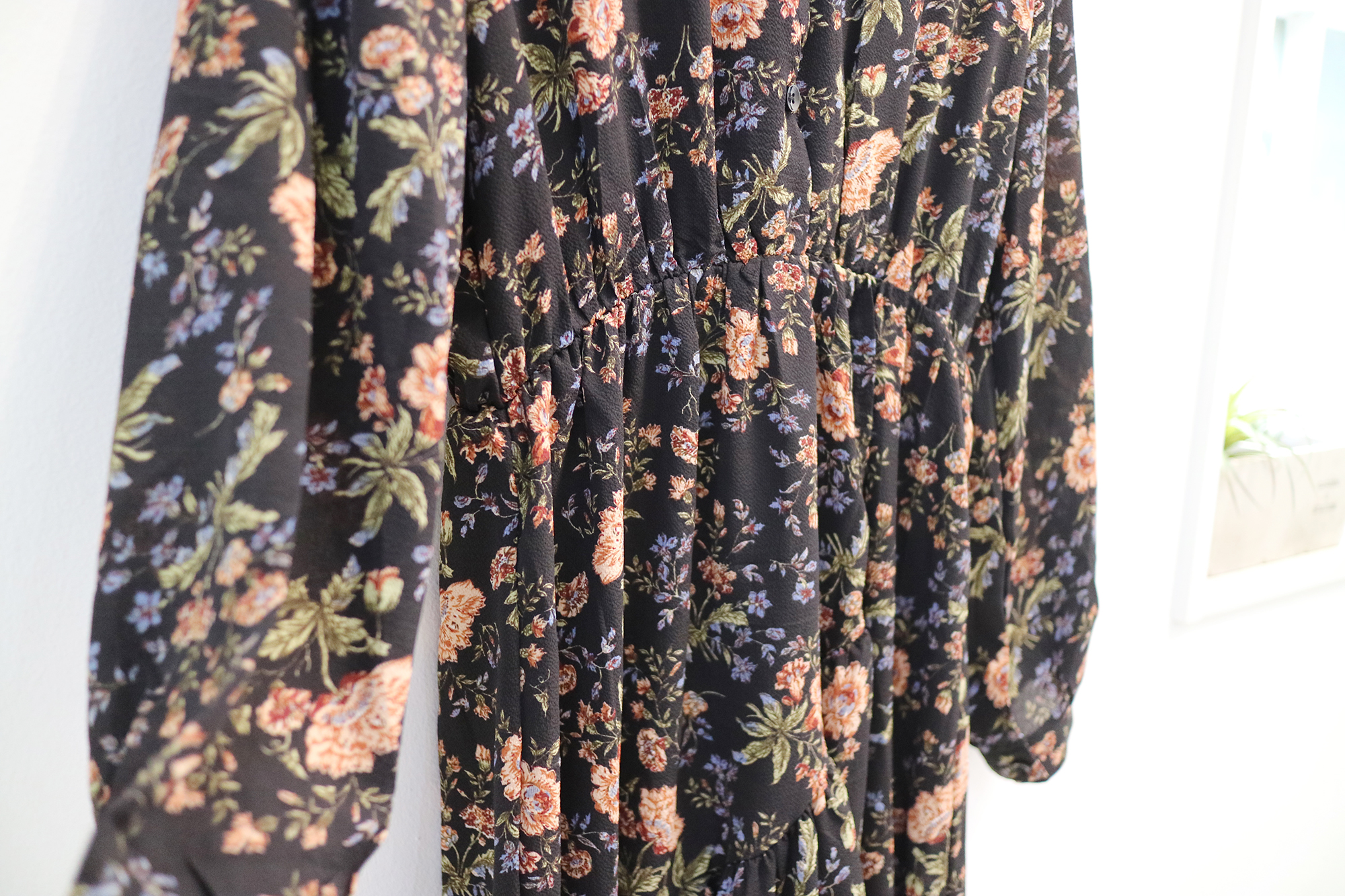 New Women Dress Flower Uniform Dress Ivory Black B