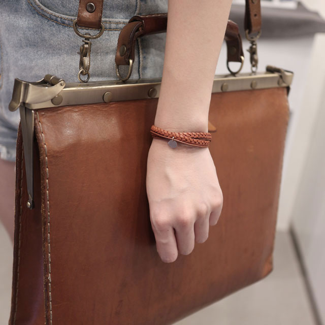 Leather Leather Layered Twine Bracelet Woman Fall Fashion Twist