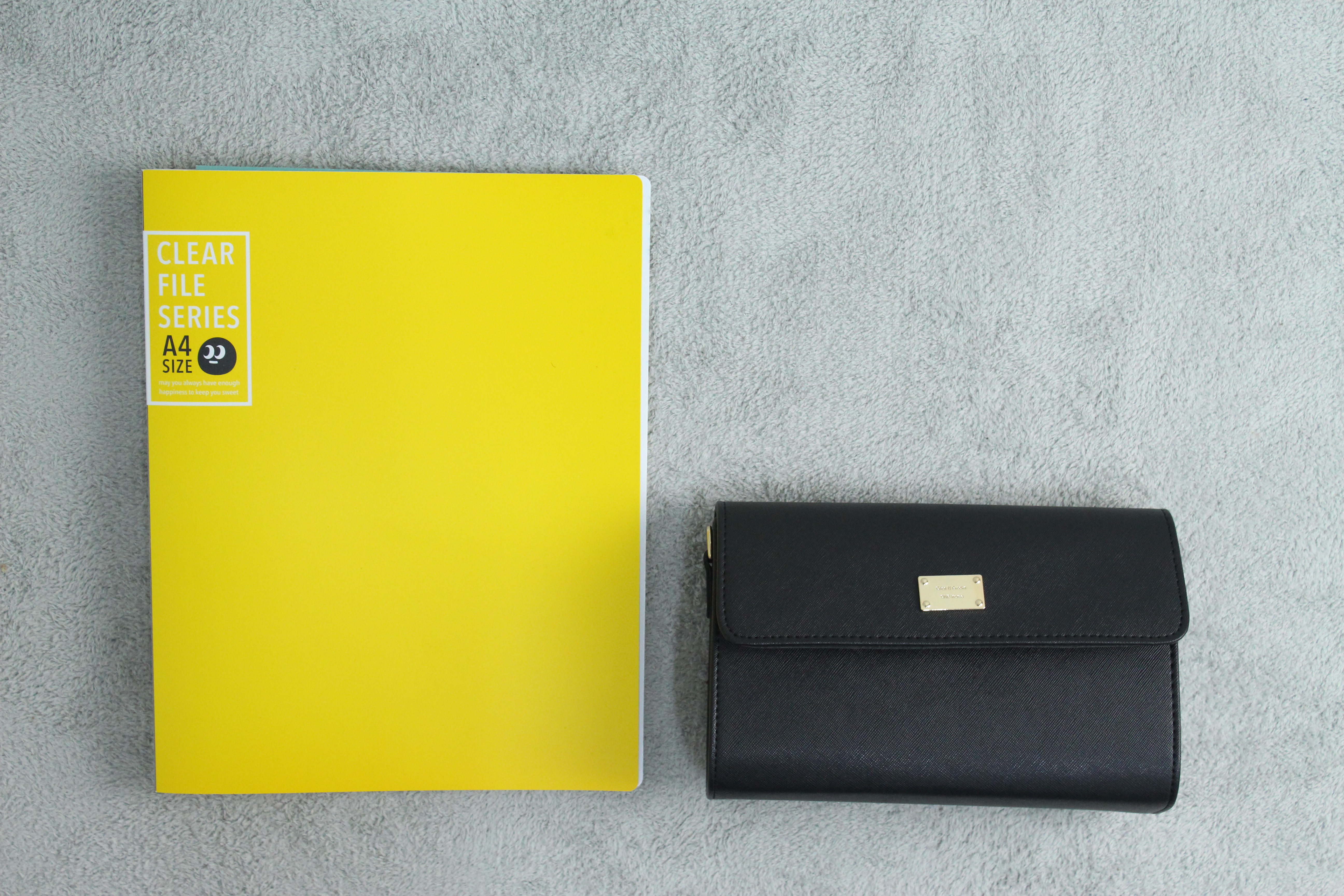 New Mini Cross Back Sophia Women in their 20s I wa