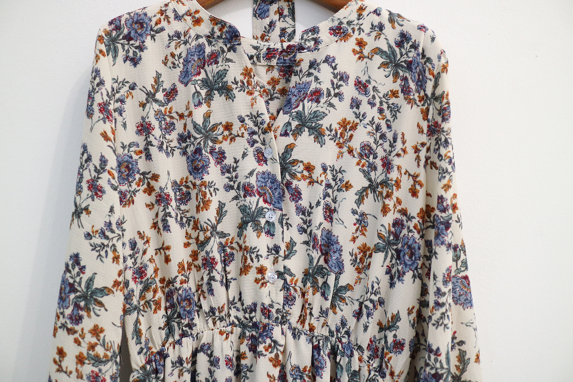 New Women Dress Flower Uniform Dress Ivory Black B