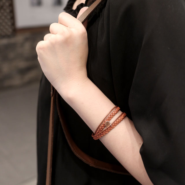 Leather Leather Layered Twine Bracelet Woman Fall Fashion Twist