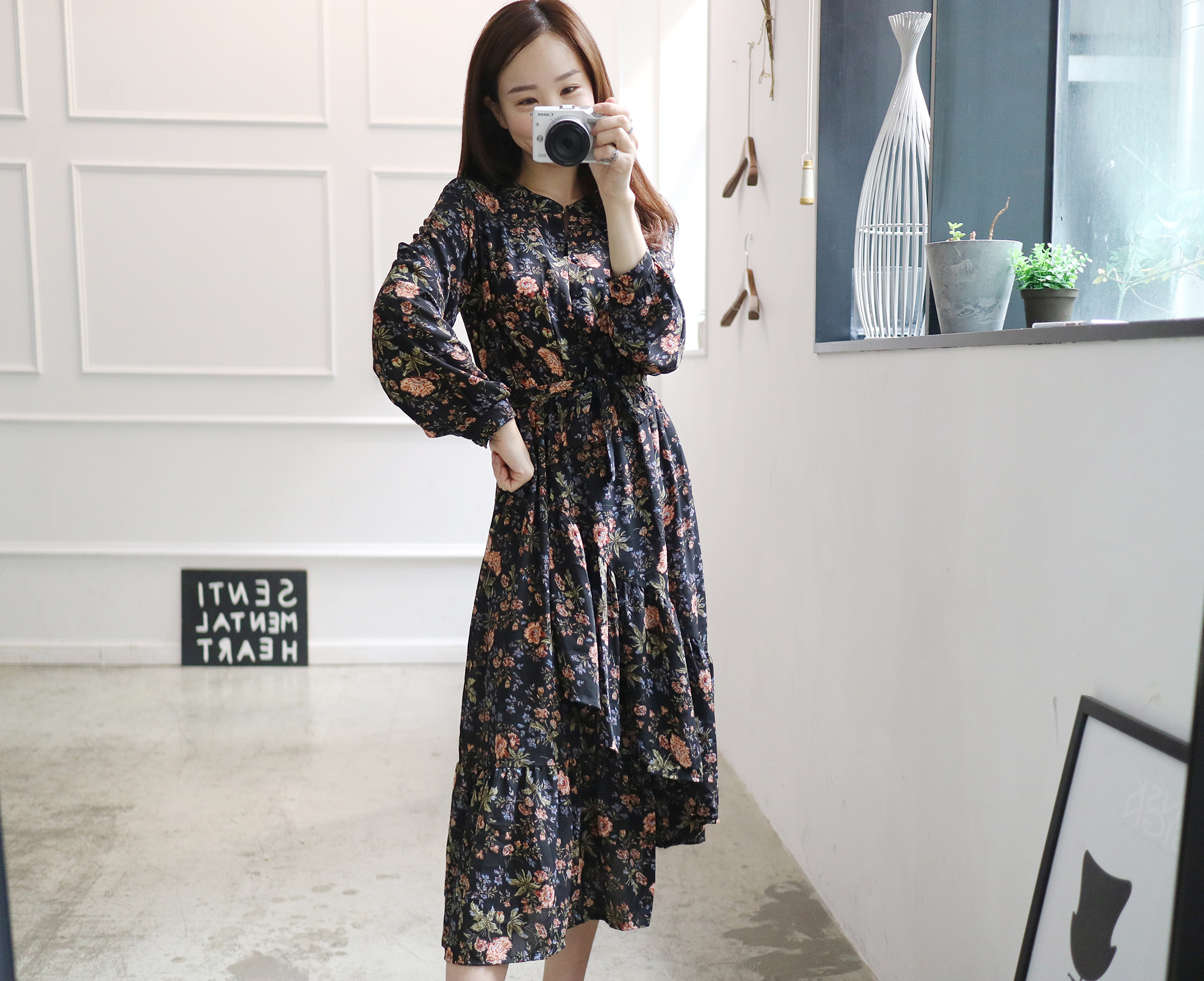 New Women Dress Flower Uniform Dress Ivory Black B