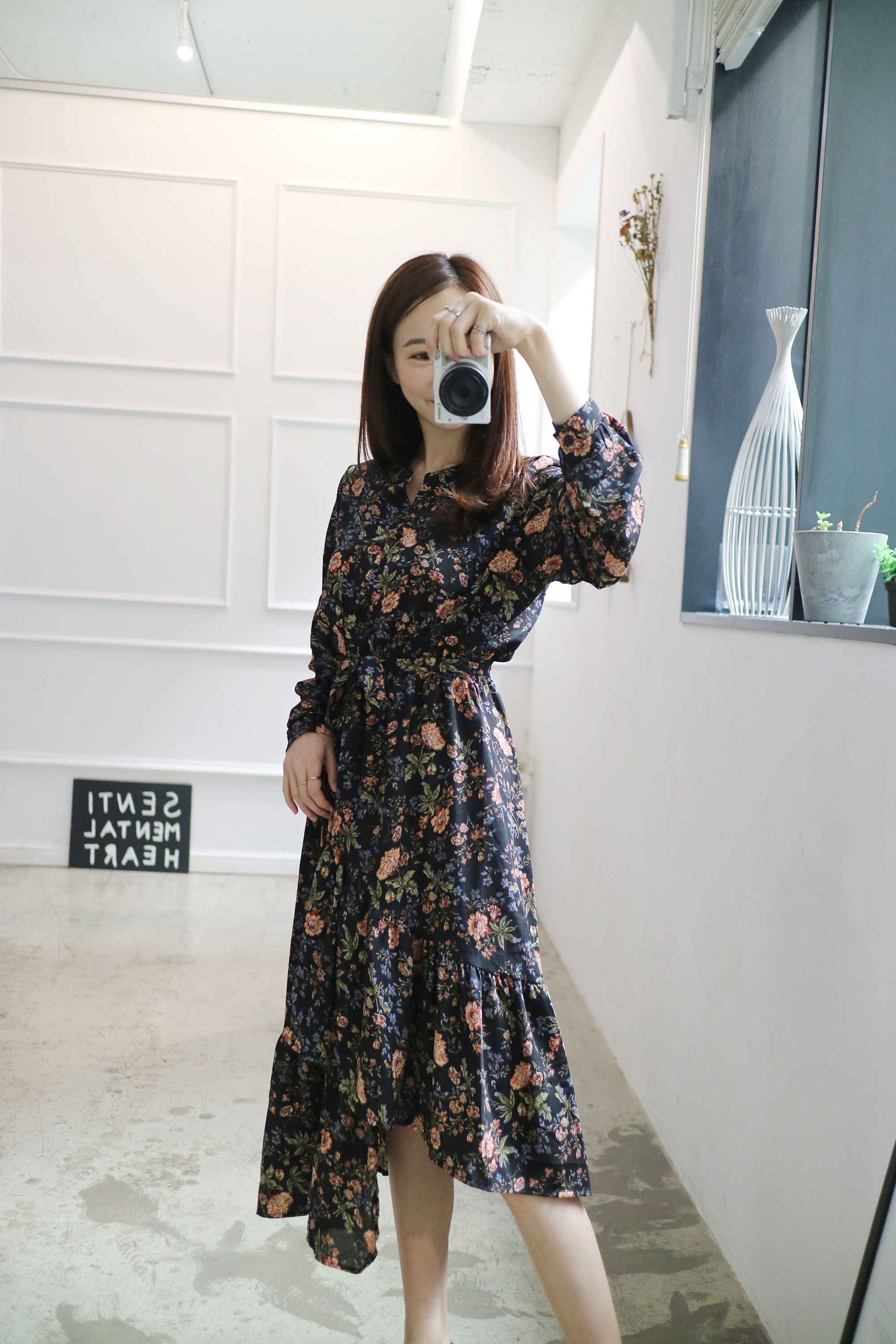 New Women Dress Flower Uniform Dress Ivory Black B