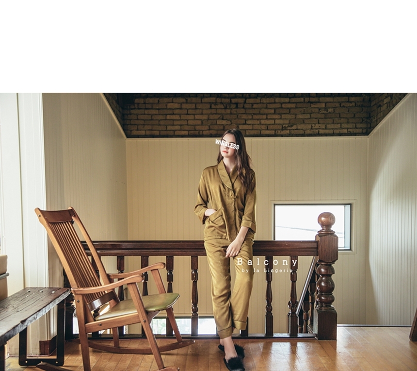 New modern style cheongsam knot couple pajamas paj