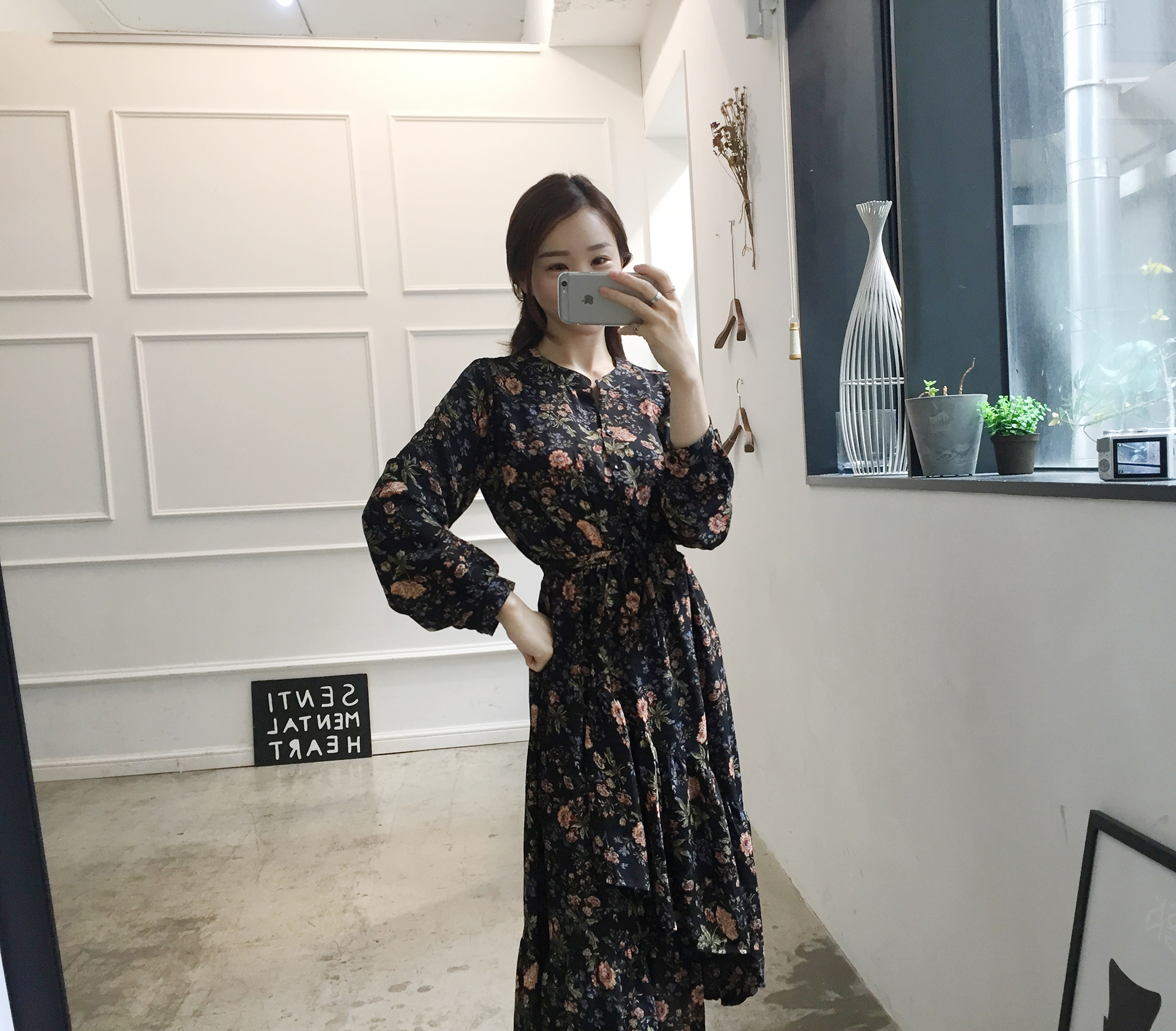 New Women Dress Flower Uniform Dress Ivory Black B