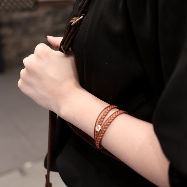 Leather Leather Layered Twine Bracelet Woman Fall Fashion Twist