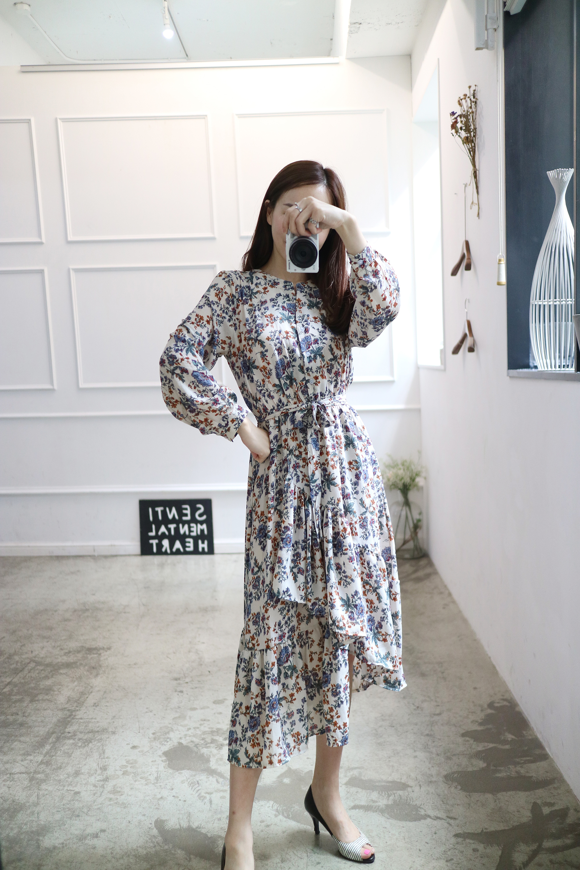 New Women Dress Flower Uniform Dress Ivory Black B