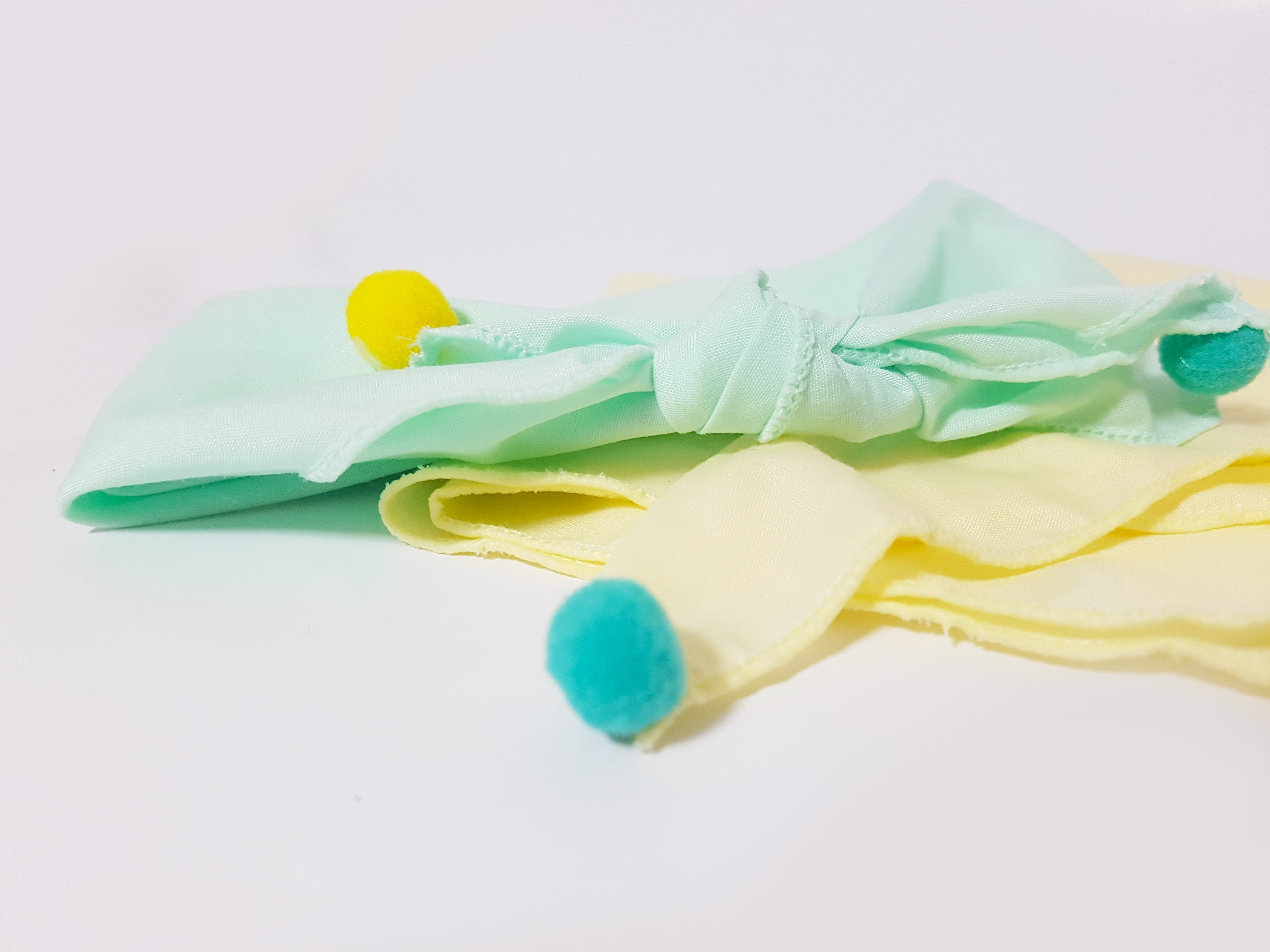 NEW DOG FASHION Cat spat sponge T foam foam scarf 