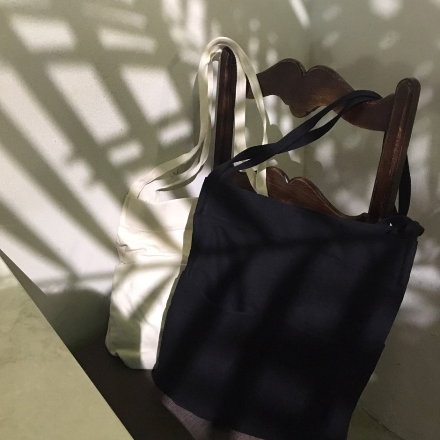 Basic pocket Eco-bag Simple and casual Good storag