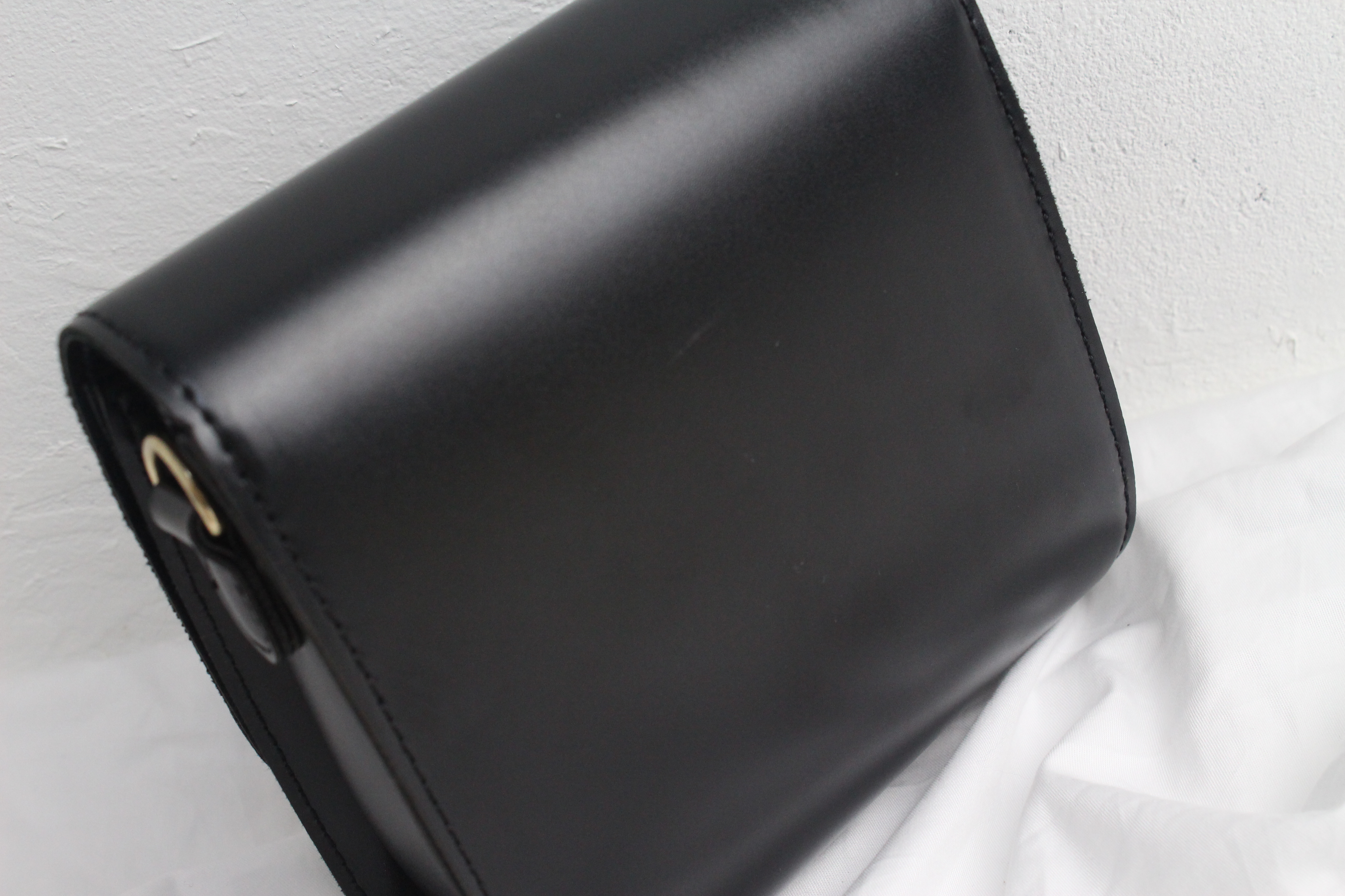 New Lovely Mini Cross IU daily back-to-back women&