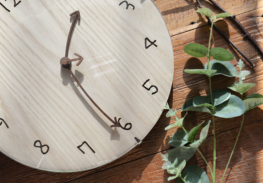 DIEL Living Wood Arrow Quiet Wall Clock Eye room N