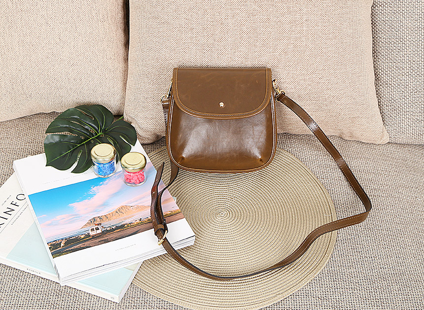 New Handy Castle Vintage Mini Cross Back Bag Recom