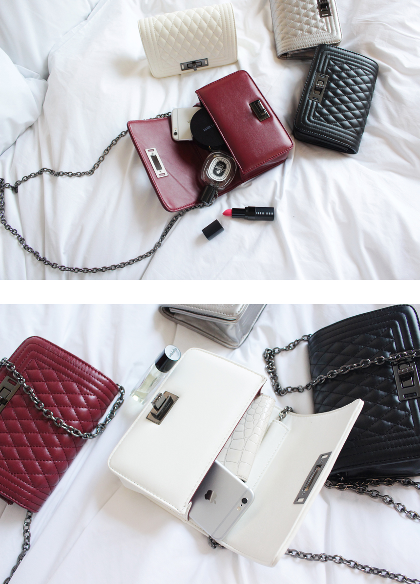 New Mini Chain Quality Flip Bag 4color Cross Back 