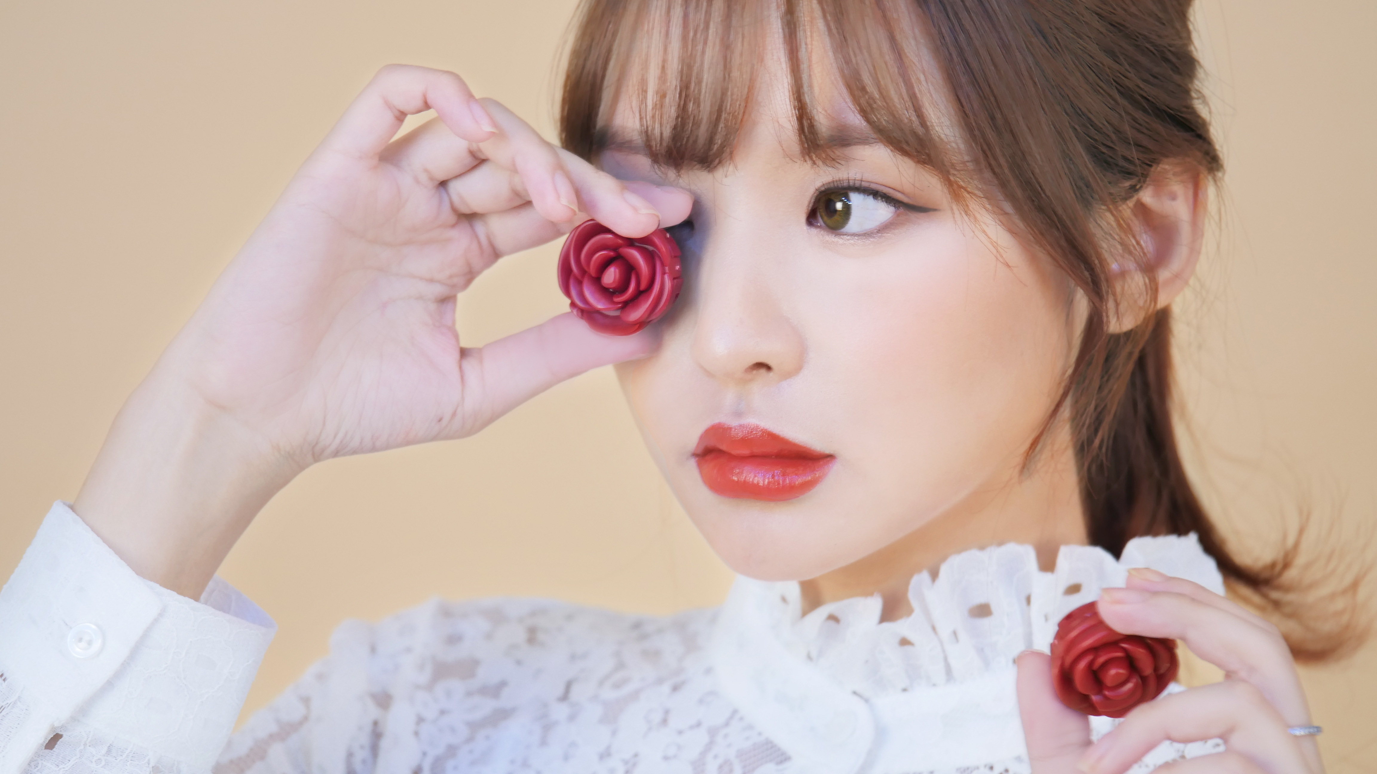 Rosy Lips Junior high school student cosmetics gif