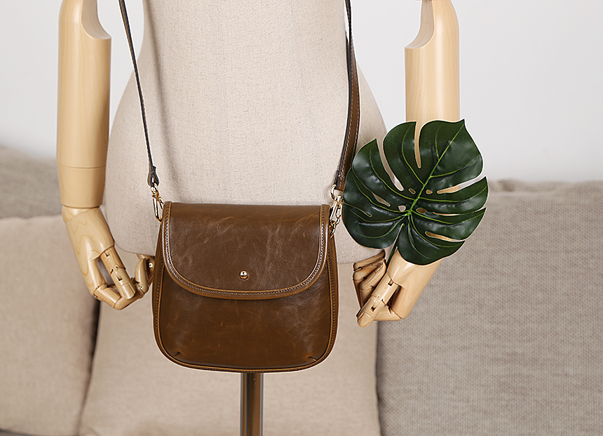 New Handy Castle Vintage Mini Cross Back Bag Recom