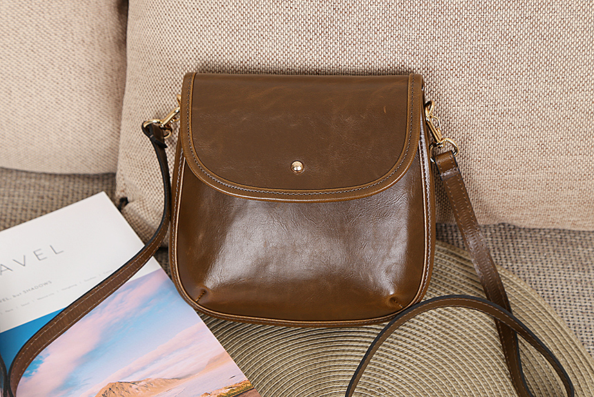 New Handy Castle Vintage Mini Cross Back Bag Recom