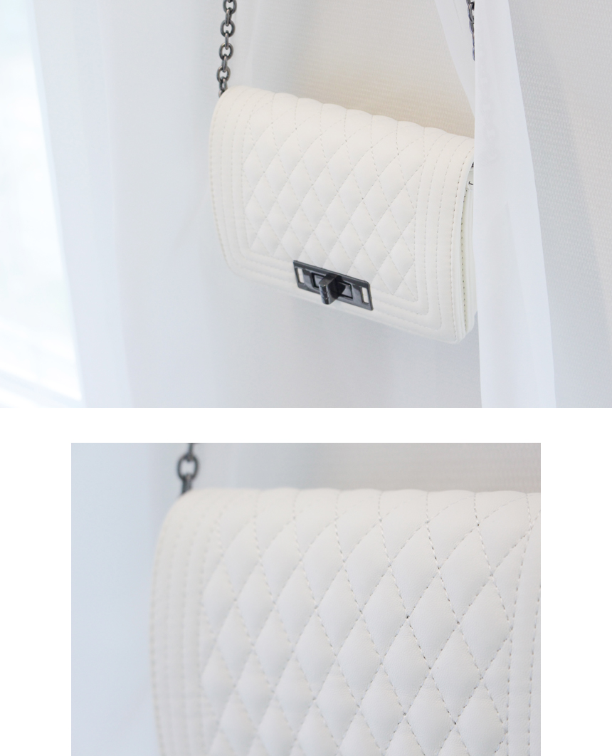 New Mini Chain Quality Flip Bag 4color Cross Back 