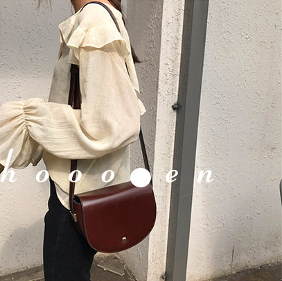 Women Blouses Sleeveless ruffle black white check 