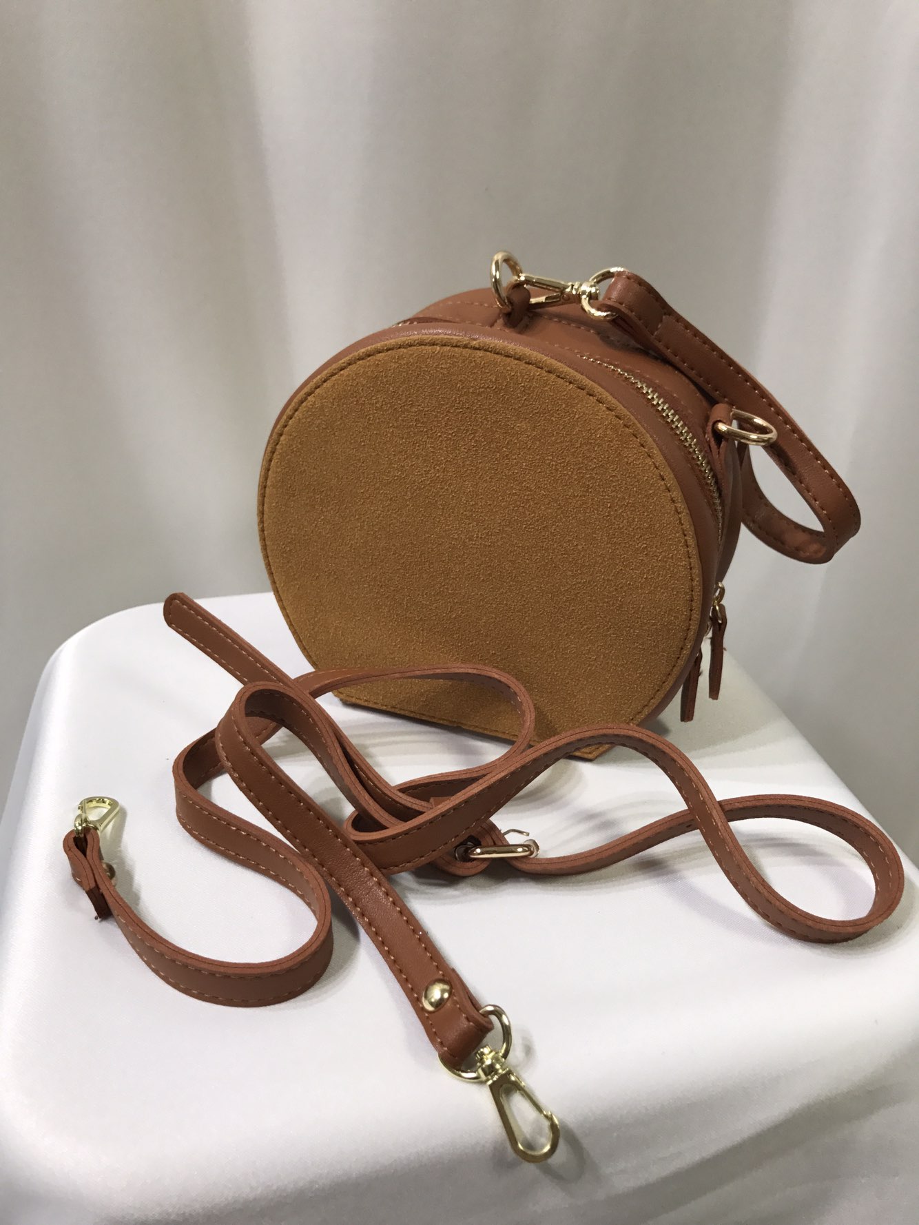 New Tambourine Round Mini Cross Back Clutch Back T