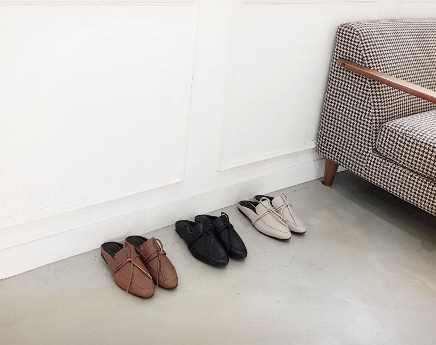 New French Looper Basic Modern Modern Flat Mule Tw