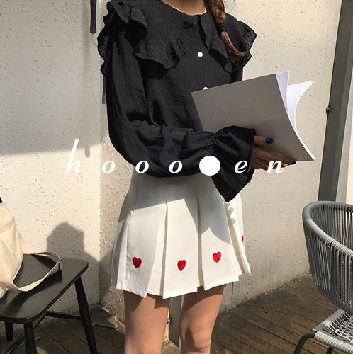 Women Blouses Sleeveless ruffle black white check 