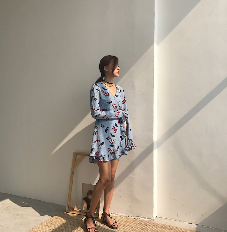 Maid Jay Autumn Leaves Chiffon Frill Sleeveless Wr