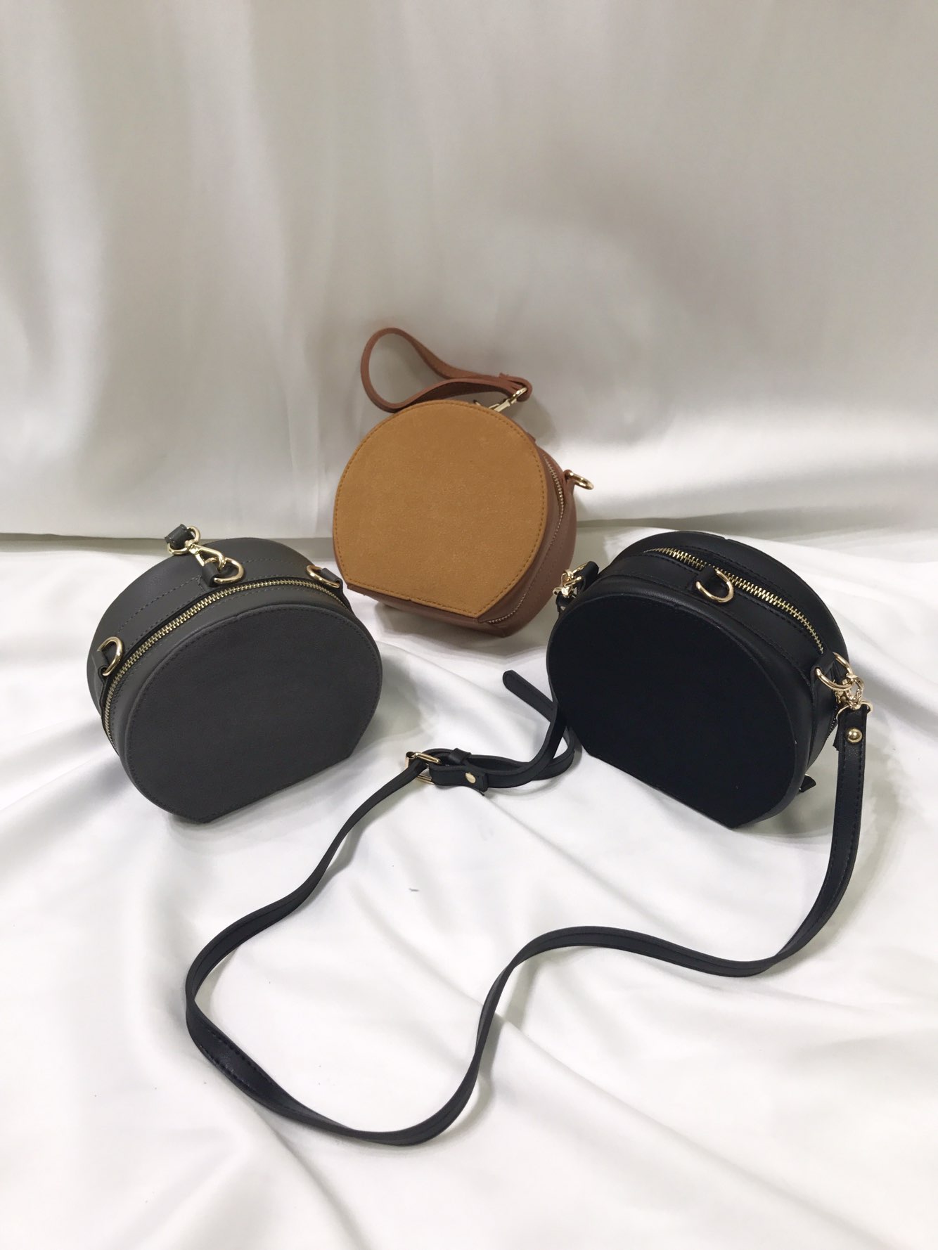 New Tambourine Round Mini Cross Back Clutch Back T