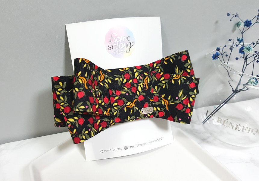 Red Berry Ribbon Hairpin A cute romantic handmade 