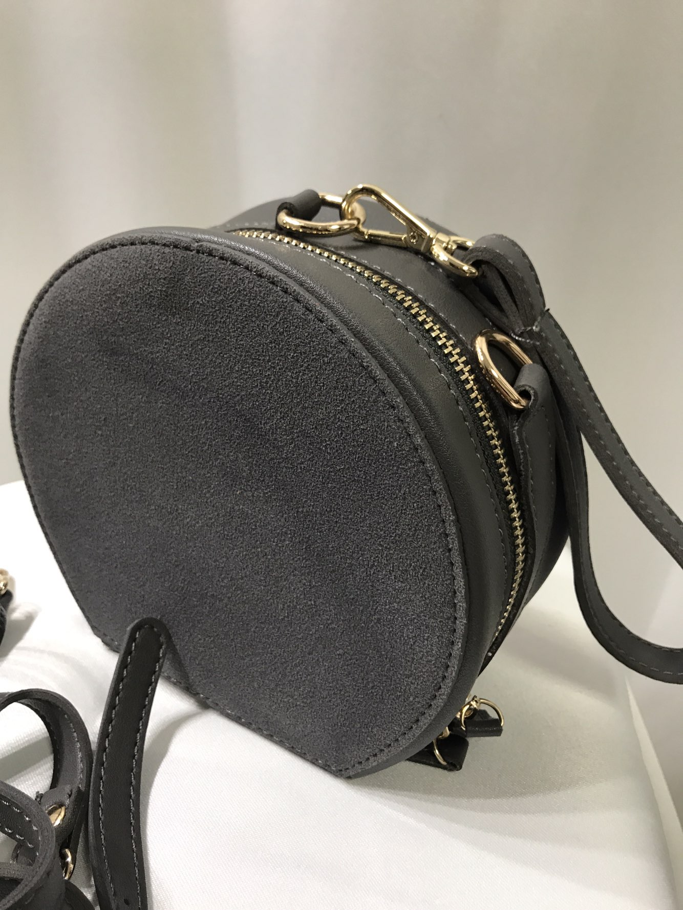 New Tambourine Round Mini Cross Back Clutch Back T