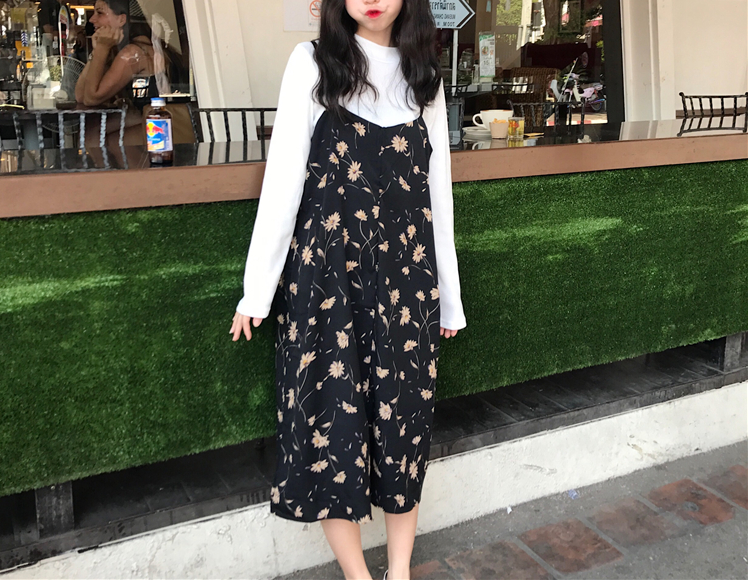 Omai fitting room flower chiffon strap dress + whi