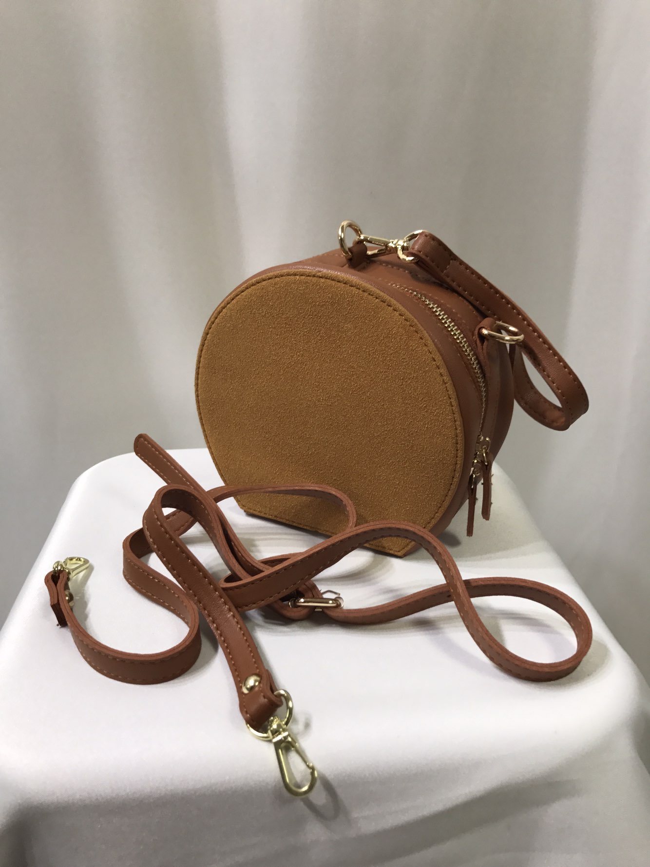 New Tambourine Round Mini Cross Back Clutch Back T