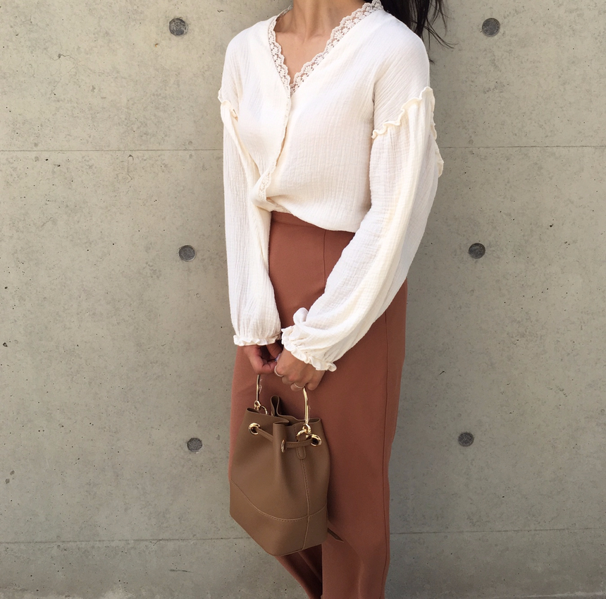 NEW FASHION LADY GIRL Blouse Fall lace ruffle puff