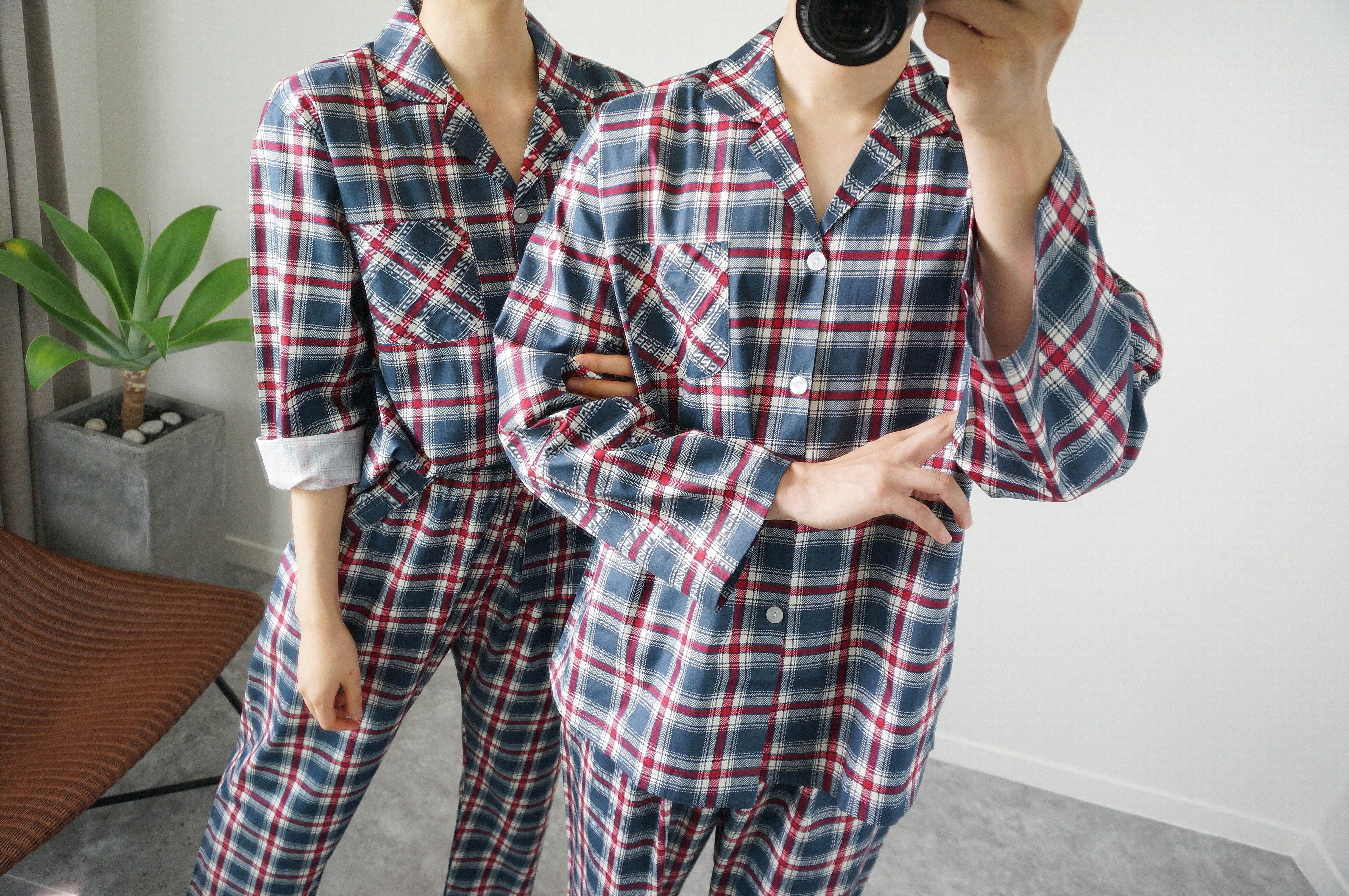 New Luxurious Couple Long Sleeved Check Pajamas Pa