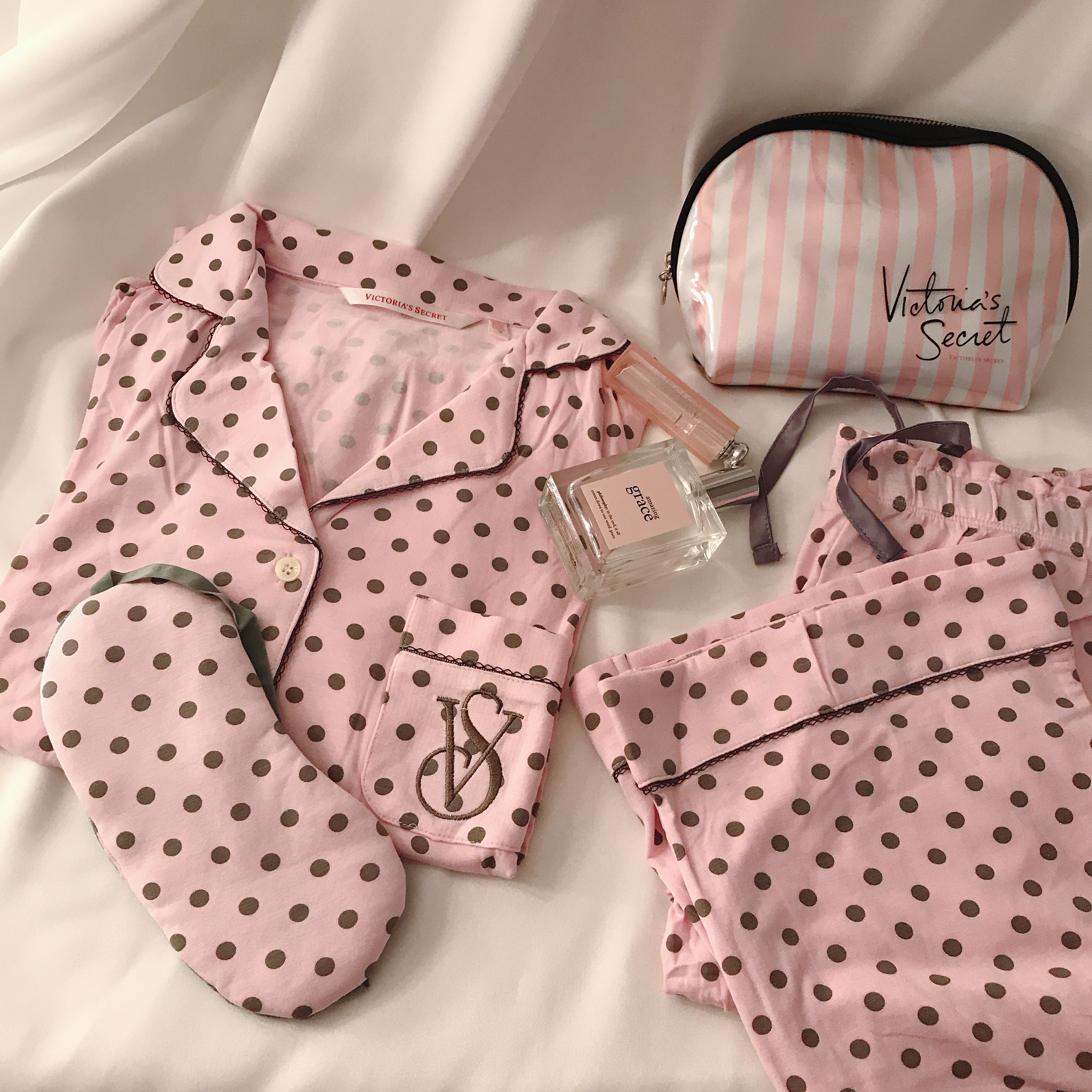 New imported genuine Victoria secret pajamas mixed