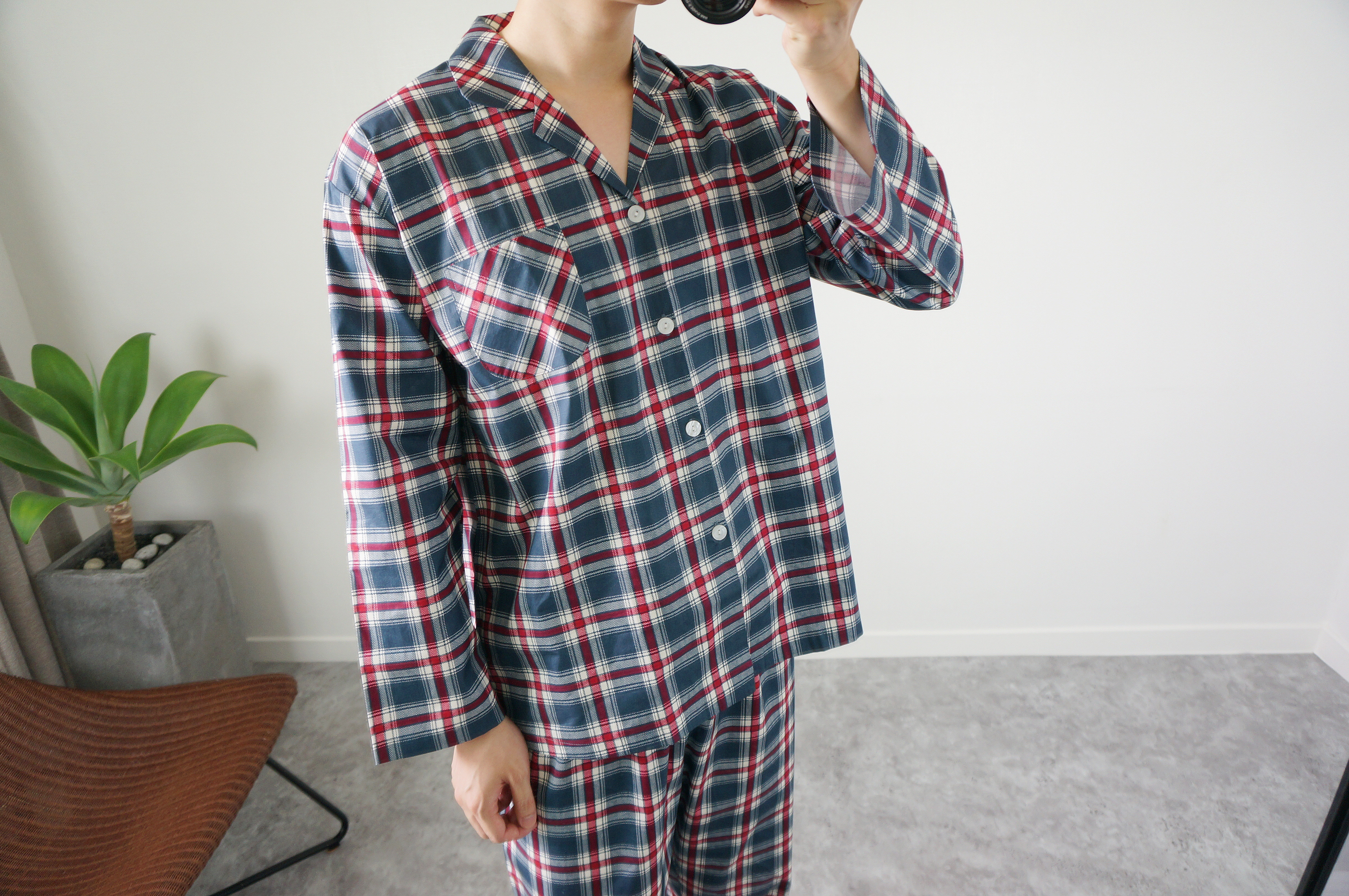 New Luxurious Couple Long Sleeved Check Pajamas Pa
