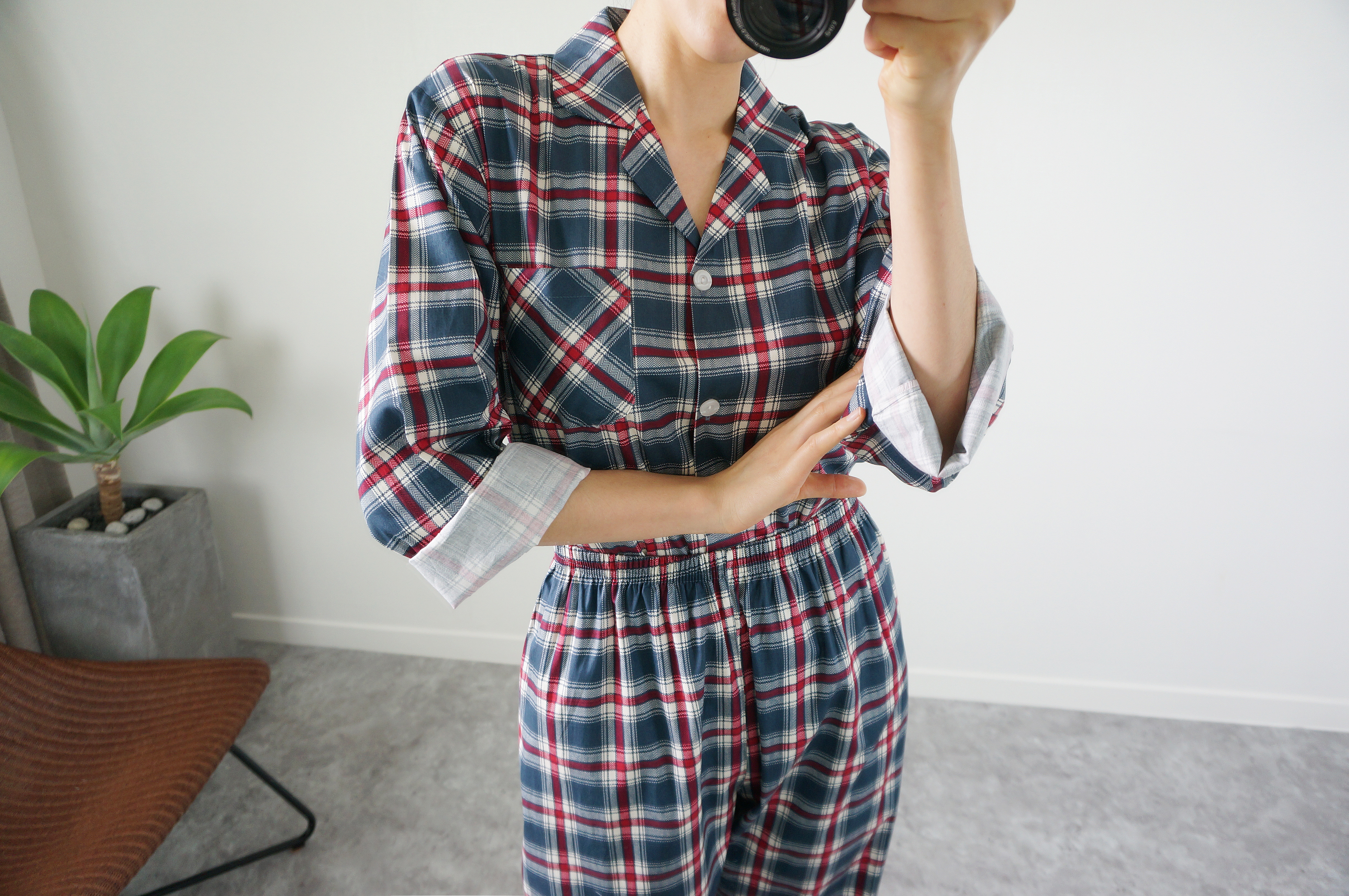 New Luxurious Couple Long Sleeved Check Pajamas Pa