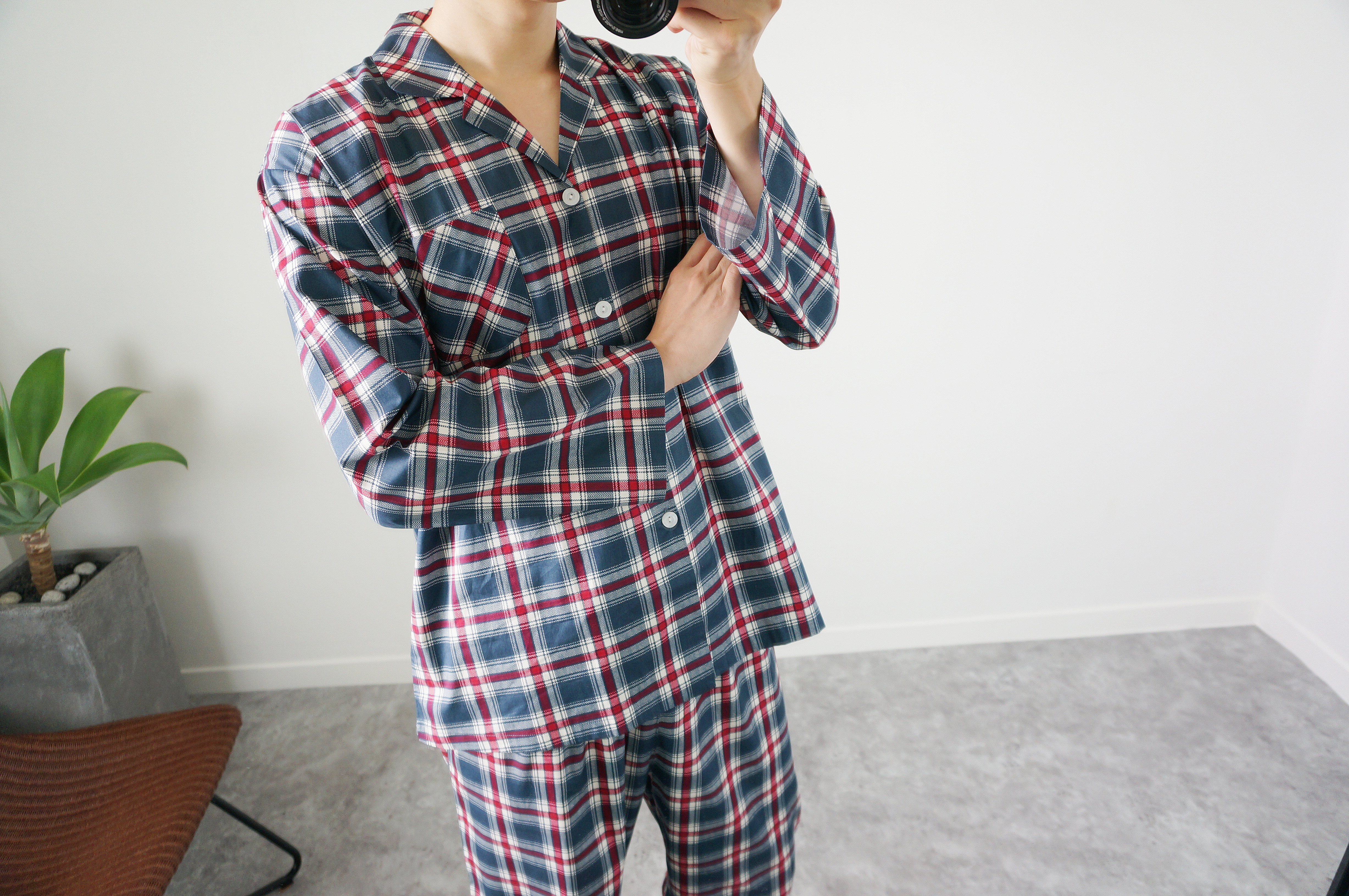 New Luxurious Couple Long Sleeved Check Pajamas Pa
