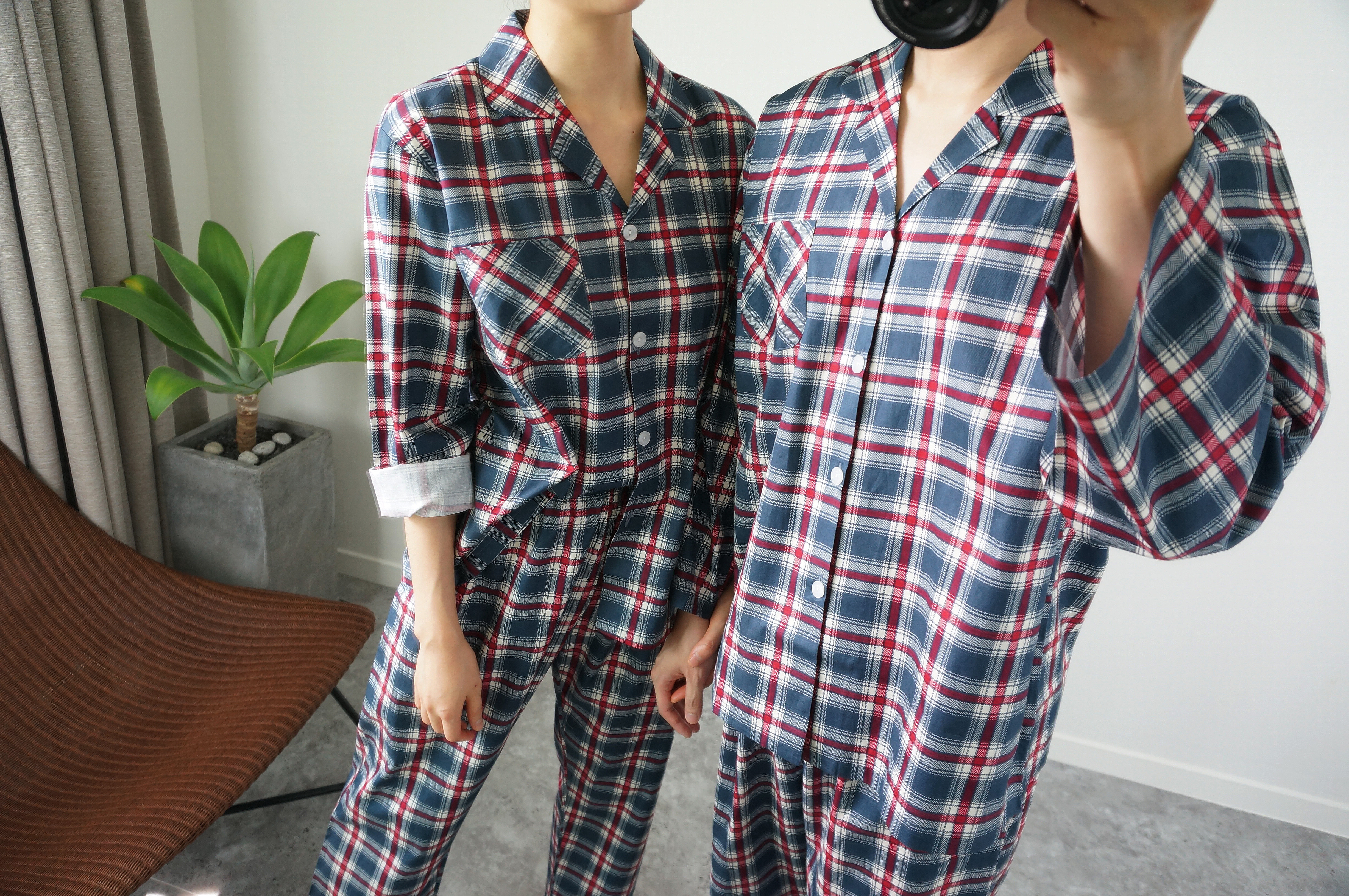 New Luxurious Couple Long Sleeved Check Pajamas Pa